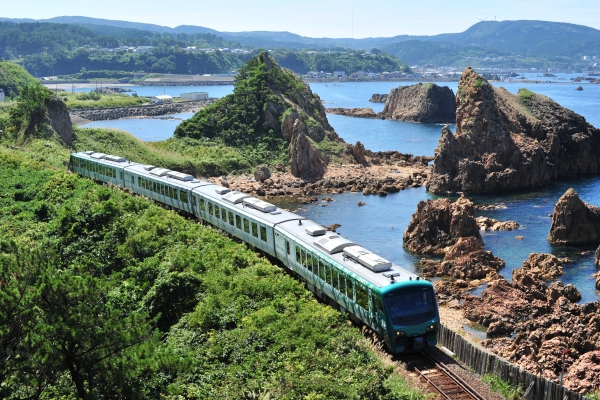 The pioneer Joyful Train: Resort Shirakami